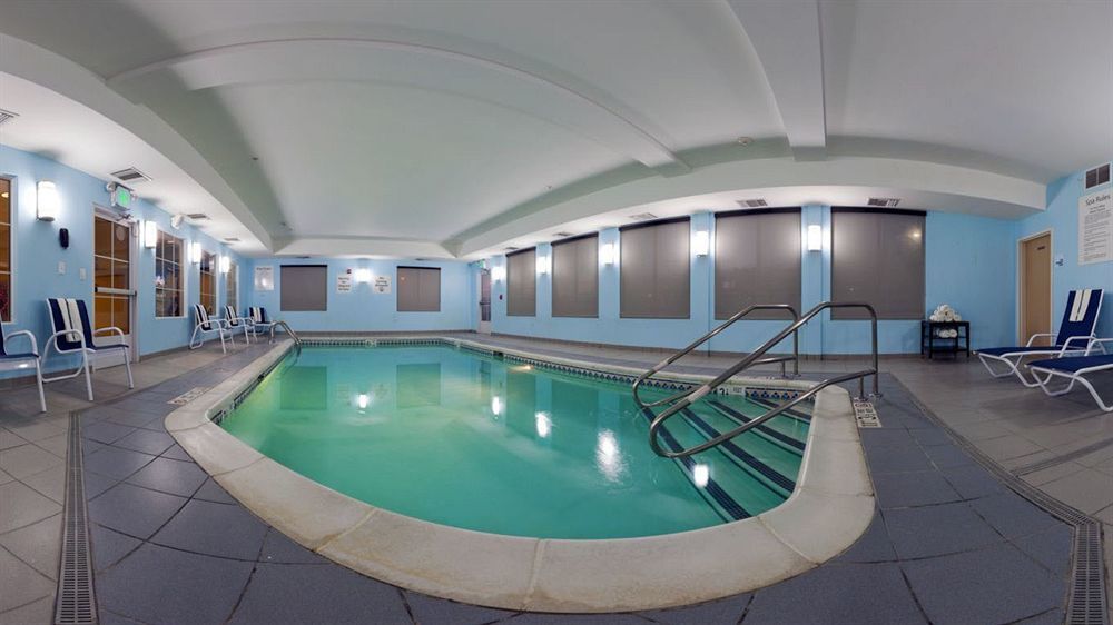 فندق وأجنحة هوليداي إن إكسبريس ويست كوكساكي West Coxsackie المظهر الخارجي الصورة